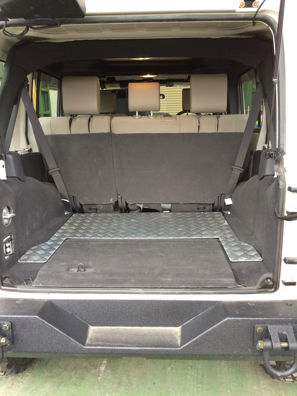 ジープラングラー、ベットキット！ JEEP JLラングラー ベッドキット